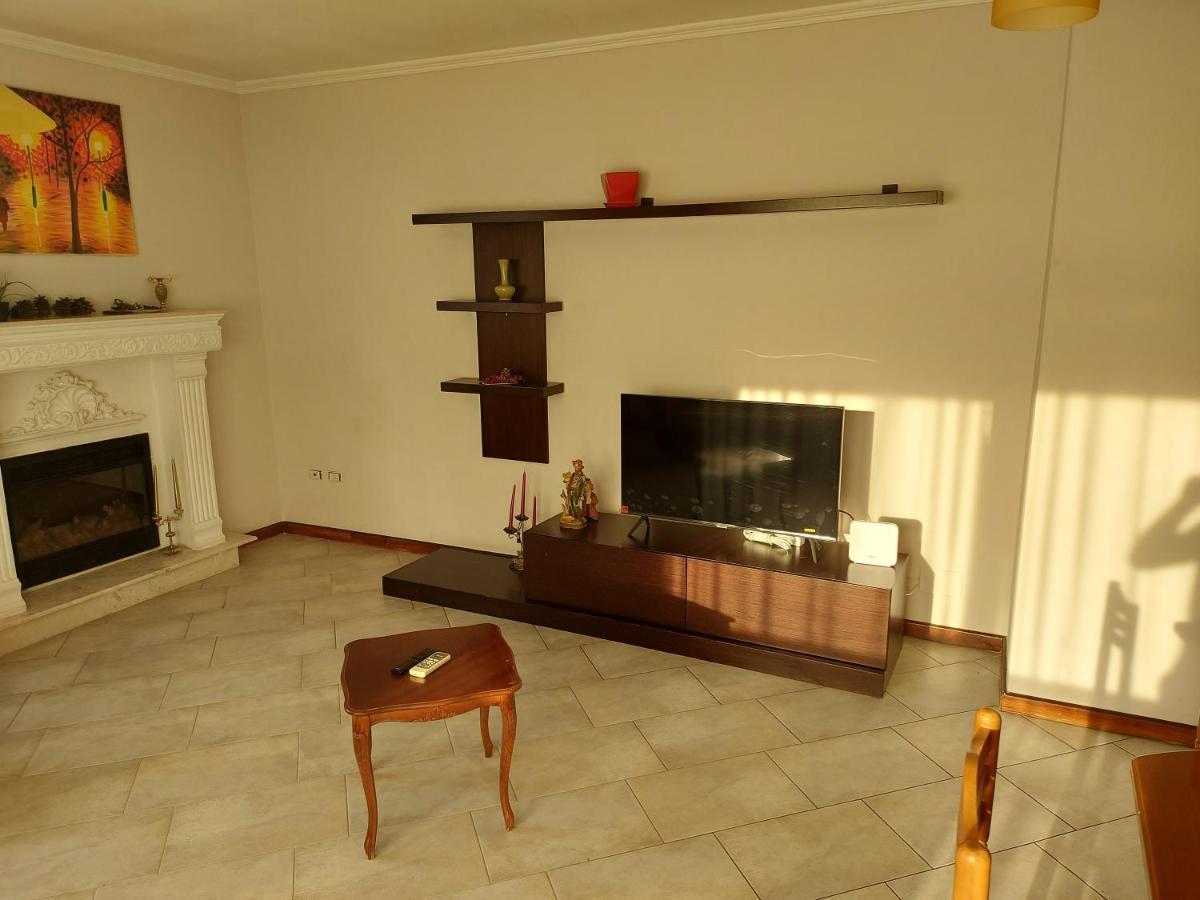 Appartement Manka' S Place à Tirana Extérieur photo