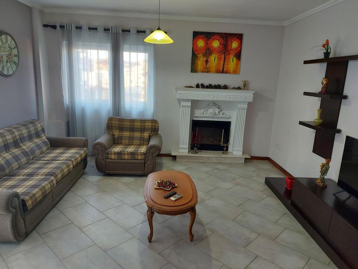 Appartement Manka' S Place à Tirana Extérieur photo